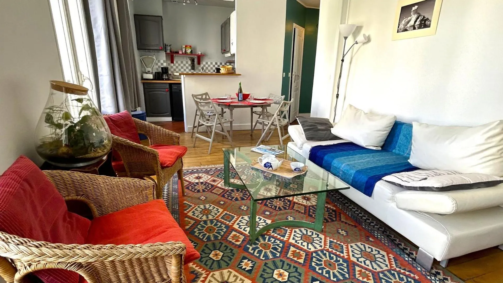 L'Appartement Jean Moulin Paryż 0*,